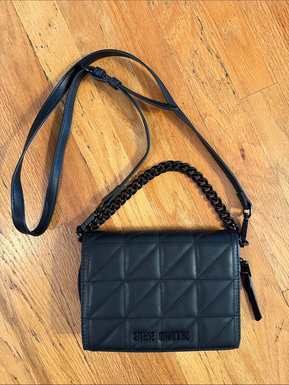 Steve Madden Black Quilted Shoulder Bag